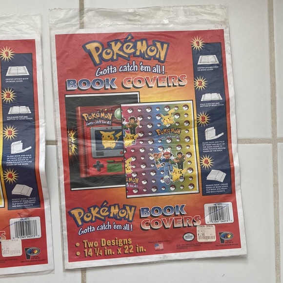 Set of 2 - 2 pack Pokémon Book covers - Picture 2 of 4